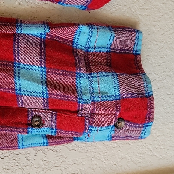 Plaid Long Sleeve - Picture 4 of 7